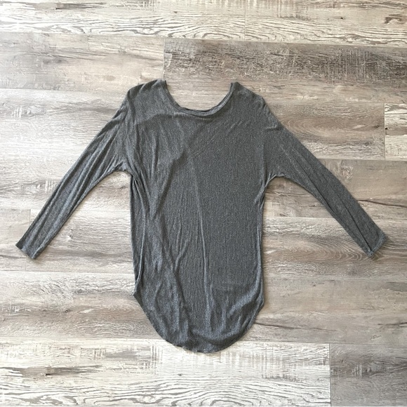 Aritzia Wilfred GREY La Riviere Kite Back Top - Picture 2 of 6